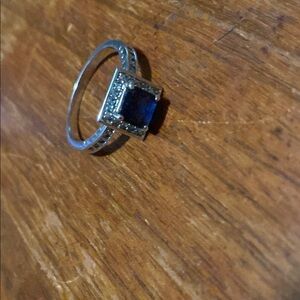 Elegant Silver and Black Stone Ring